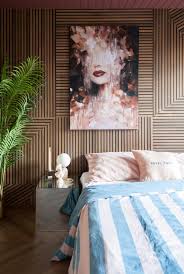 kunstwerk aan de muur